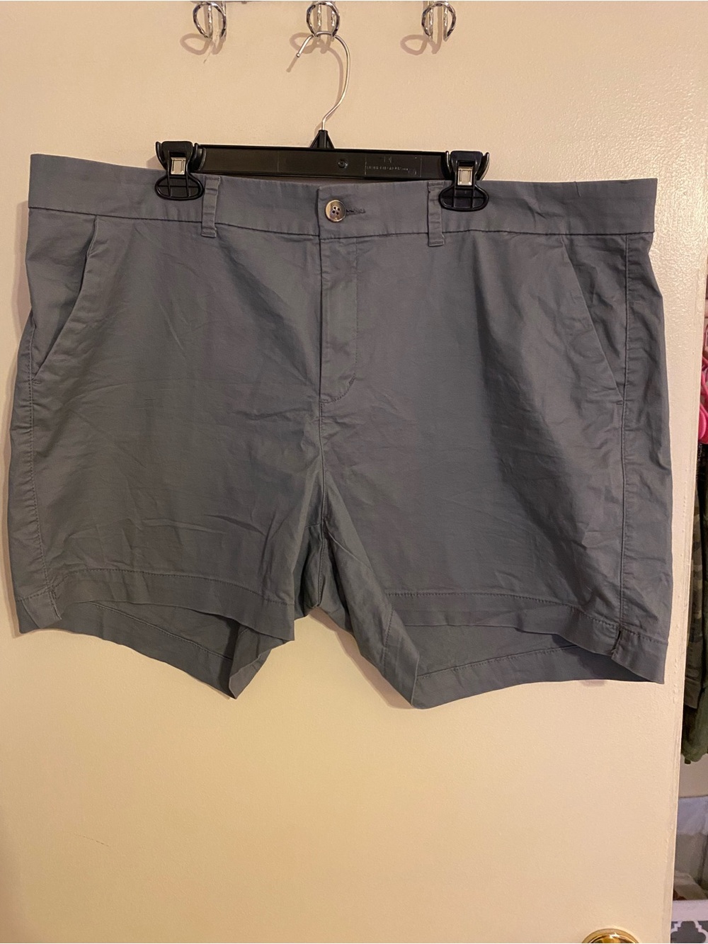 Old Navy Women’s Slate Blue Flat-Front Shorts